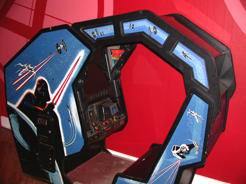 star_wars_cockpit_arcade.jpg